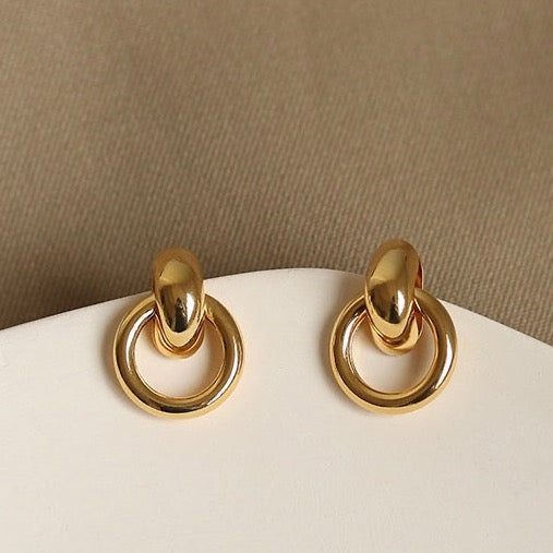 MIA Hoop Earrings