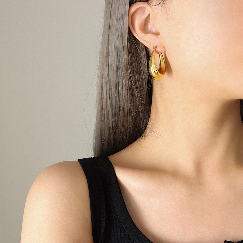 Mira Hoops Earrings