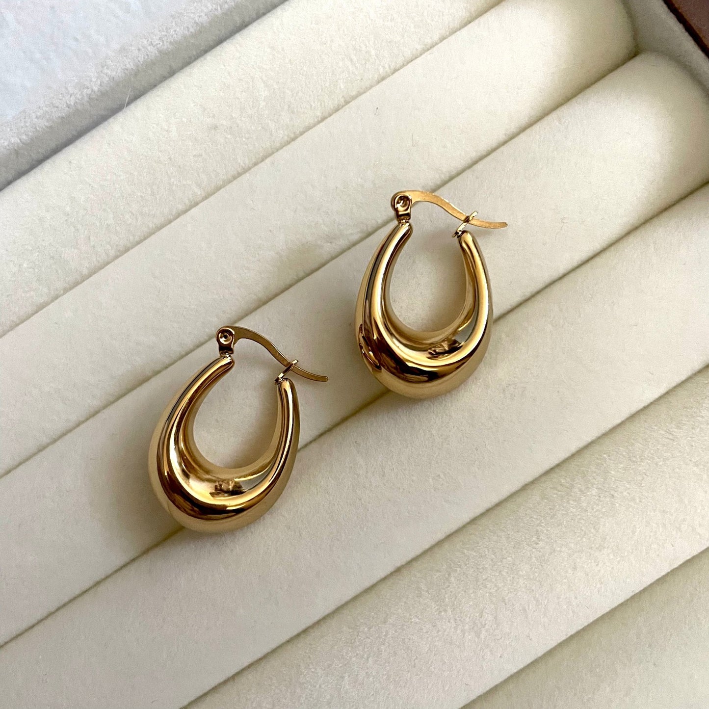 Mira Hoops Earrings