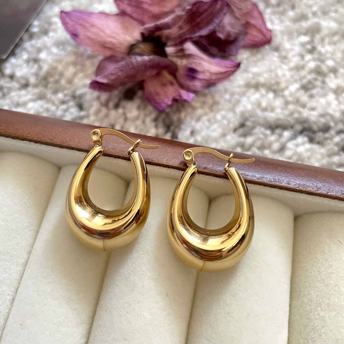 Mira Hoops Earrings