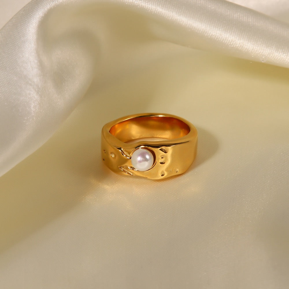 Capri Button Pearl Stacking Ring