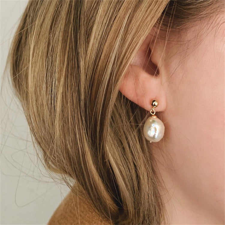 Delightful Pearl Stud Earrings