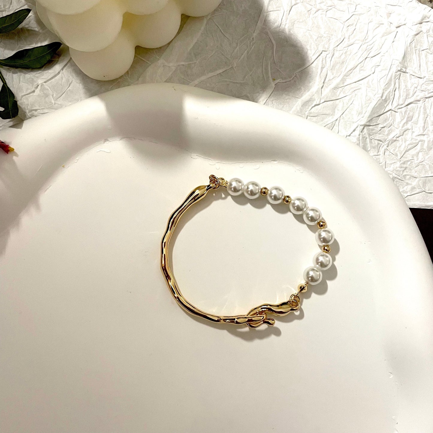 Metallic & Pearl Bracelet (Golden / Silver)