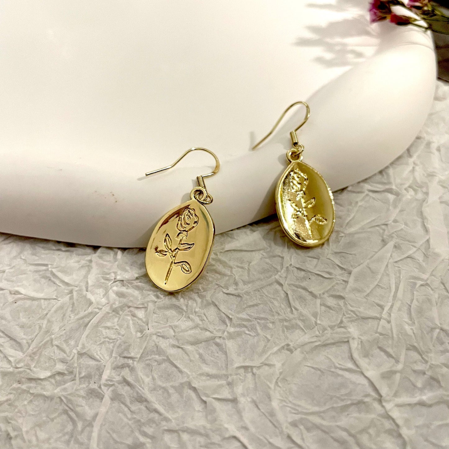 Vintage Golden Rose Earrings