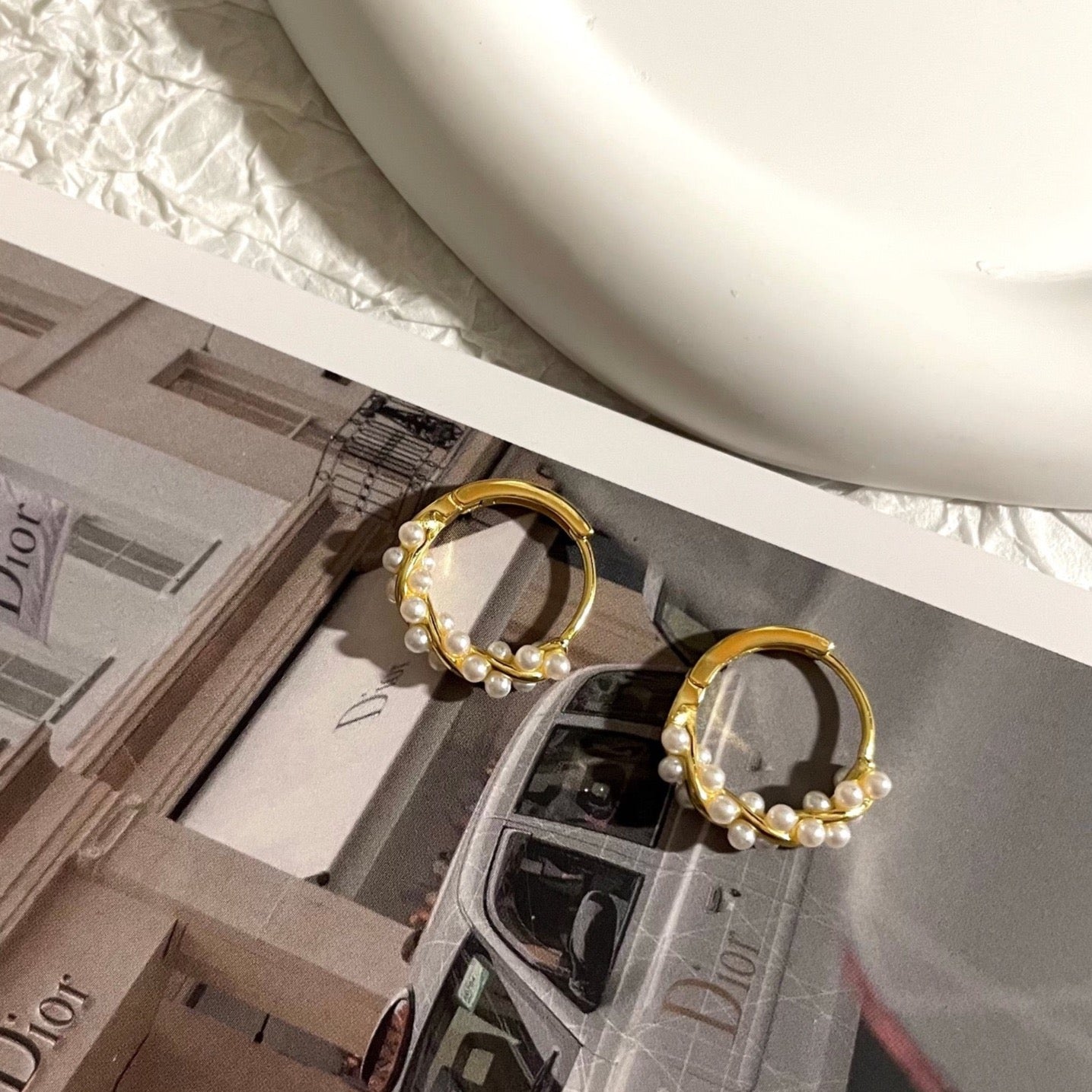 Charming Hoop Earrings (Golden / Silver)