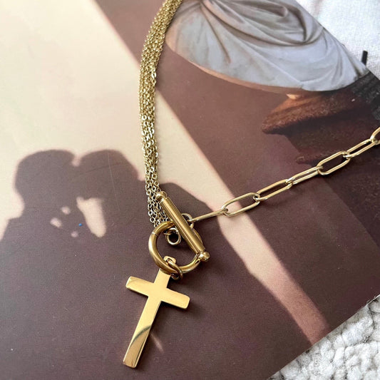 Collier croix exquis