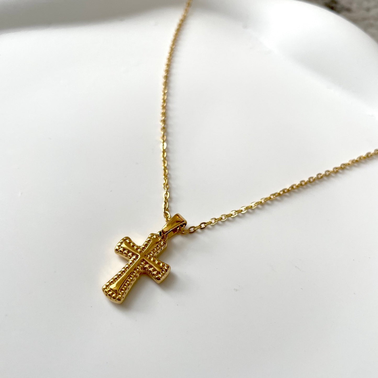 Collier Croix Dorée