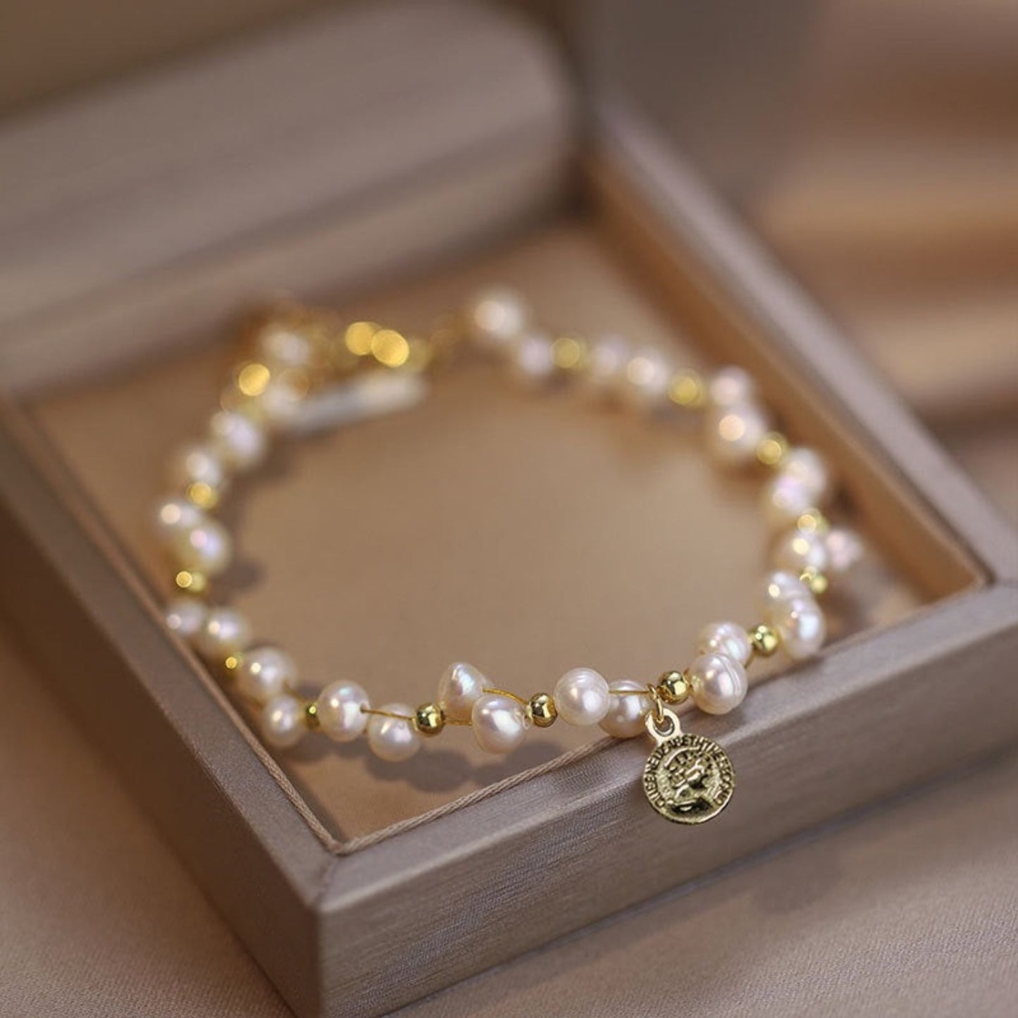 High-end Pearl Bracelet