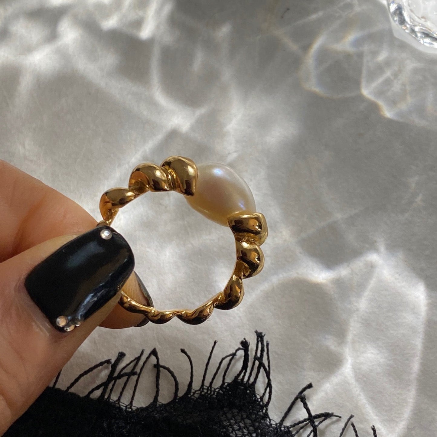 Vintage Elegant Spiral Ring