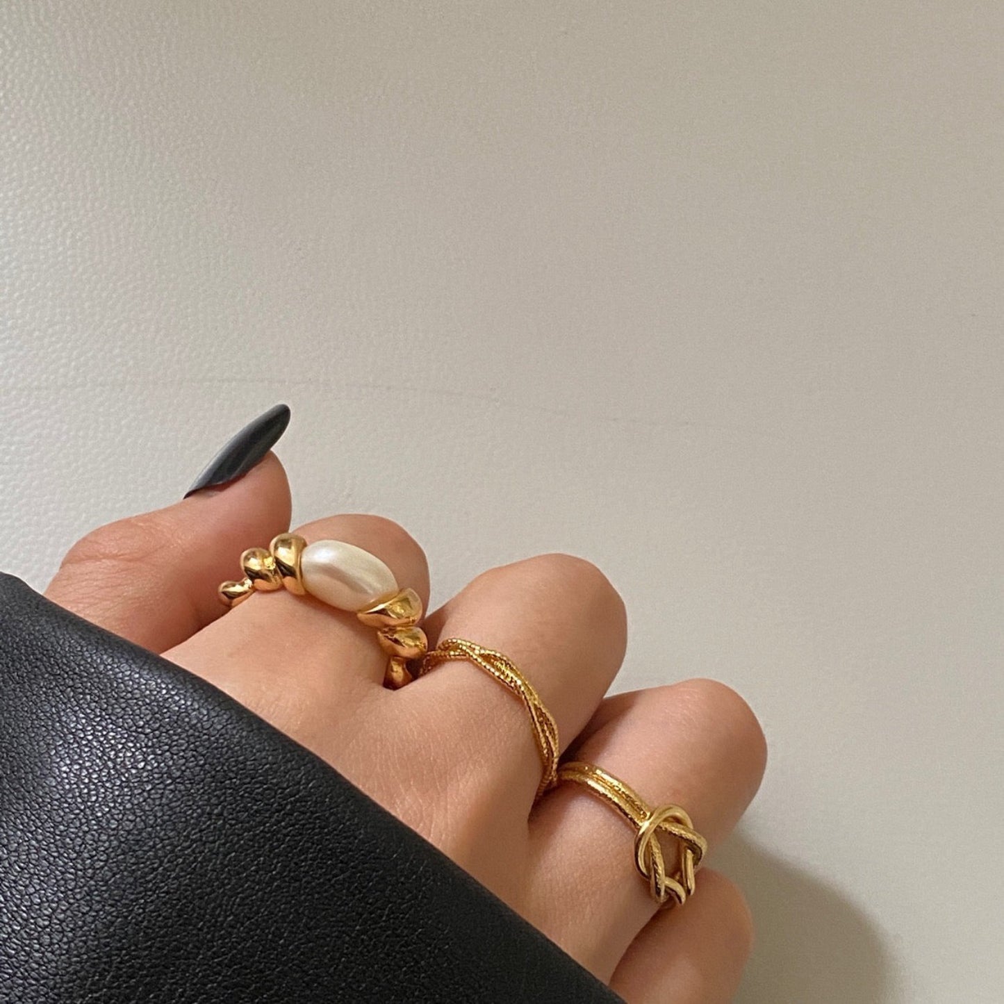 Vintage Elegant Spiral Ring