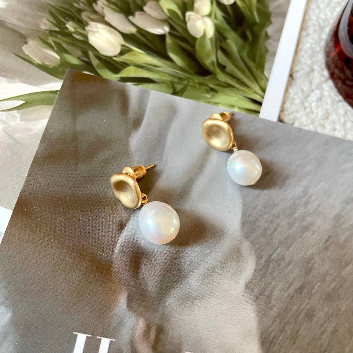 SIA Baroque Pearl Earrings